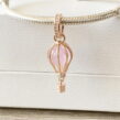 berloque pendente balo de ar quente rose